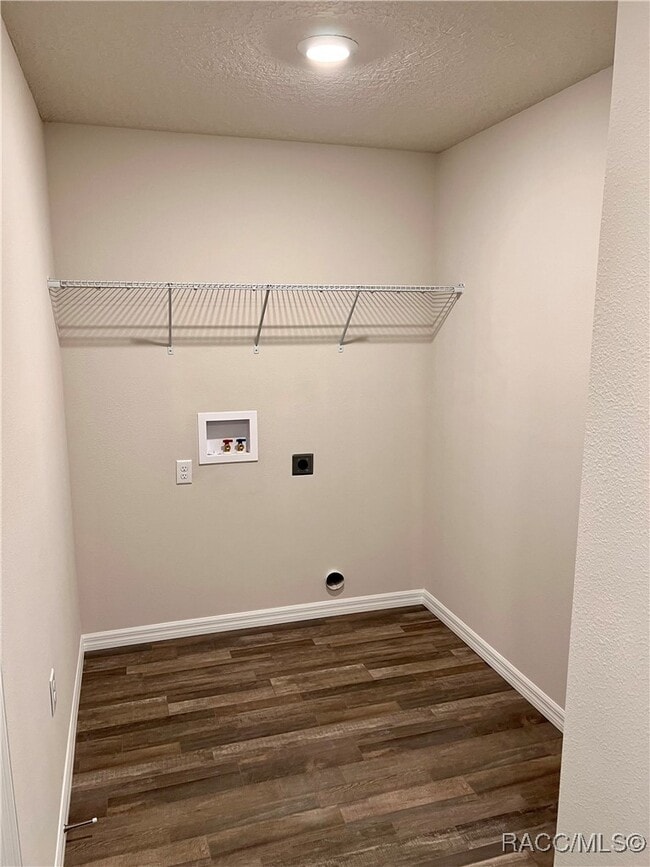 Building Photo - 6652 N Bedstrow Blvd