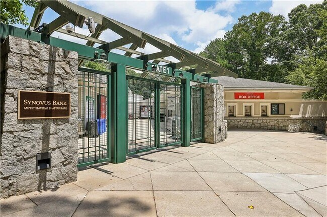Building Photo - 4174 Powers Ferry Rd NW