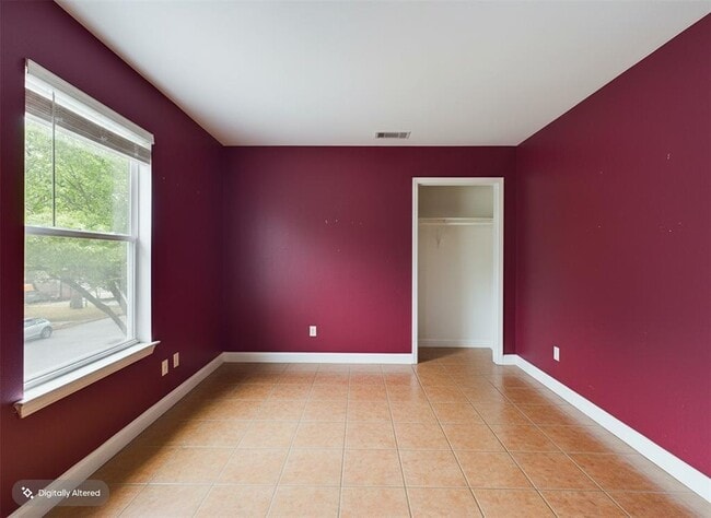 Building Photo - 500 E 48th St