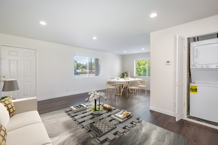 Living Room - 11481 Cumpston St