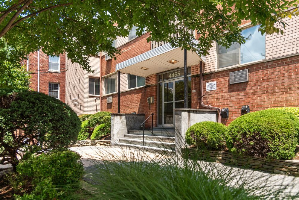 Building Photo - Foxhall Terrace