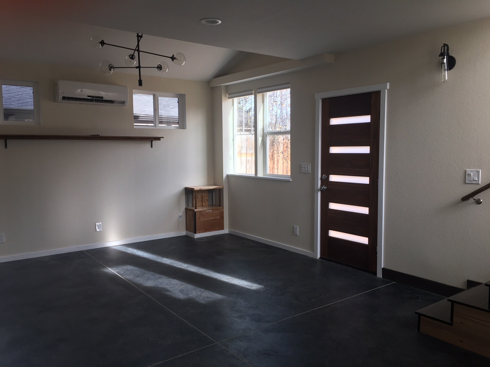 Building Photo - 2443 S Acoma St