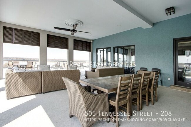 Building Photo - 505 Tennessee St