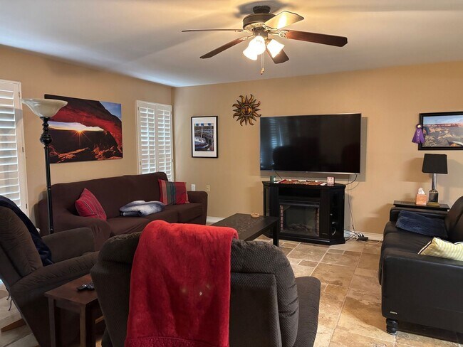 Building Photo - Perfect & Newly Updated Vacation Home, 45+ Active Adult Community. Available now through November...