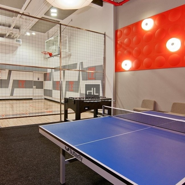 Building Photo - 45 Wall St