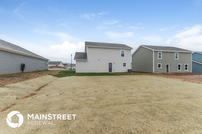 Building Photo - 2714 Swarm Ct