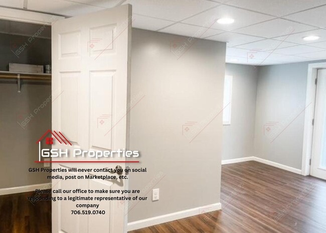 Building Photo - 110 Bowie Ln