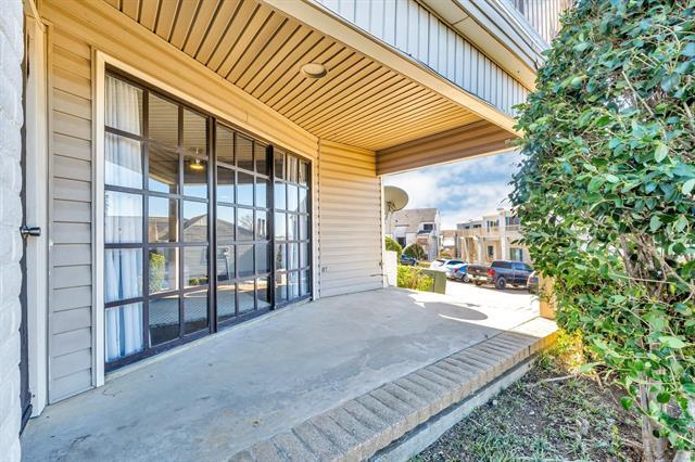 Building Photo - 426 Yacht Club Dr
