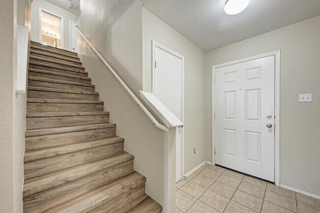 Building Photo - 3417 Tralagon Trail