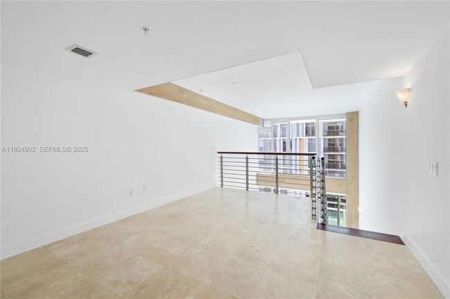 Building Photo - 41 SE 5th St