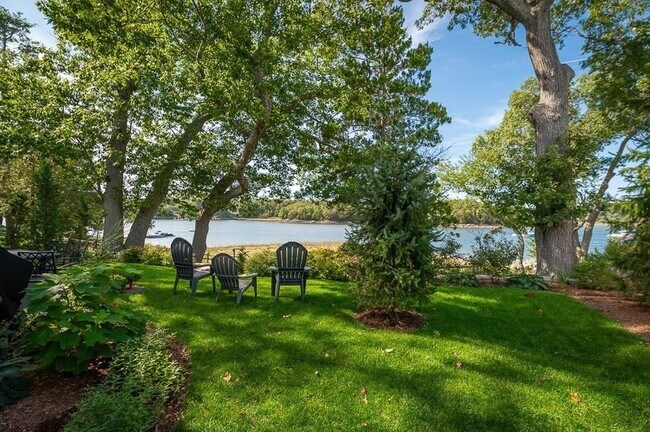 Building Photo - 6 Stanwood Pt