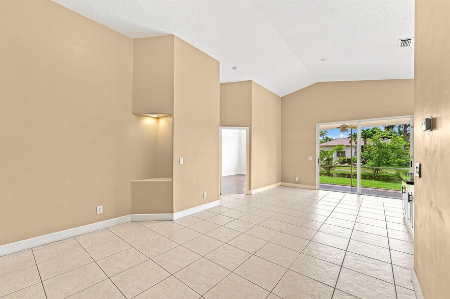 Building Photo - 12376 NW 53rd St