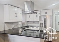 Building Photo - 3539 W Grenshaw St