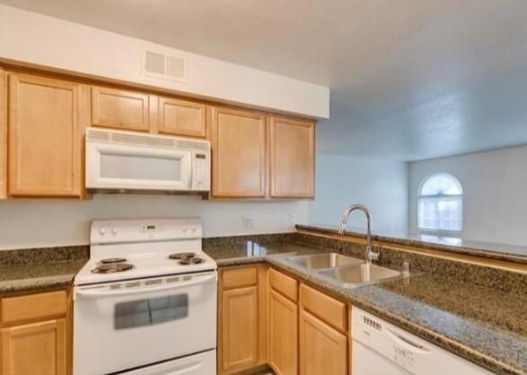 Building Photo - 3145 E Flamingo Rd