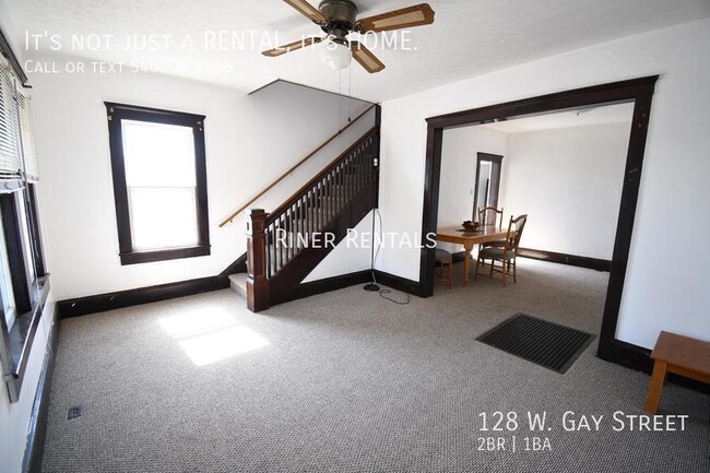 Building Photo - 128 W Gay St