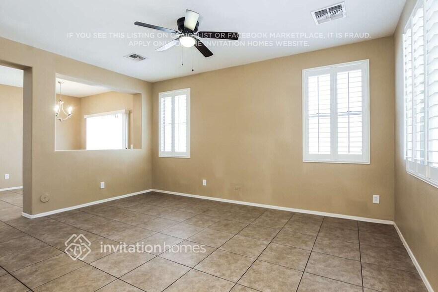 Building Photo - 6825 S 7th Ln