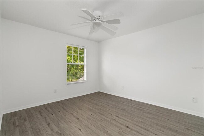 Building Photo - 12808 Hampton Hill Dr