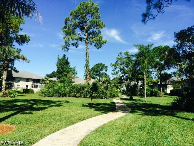 Building Photo - 717 Landover Cir