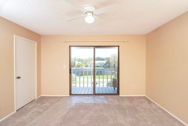Building Photo - 123 Rio Del Mar St