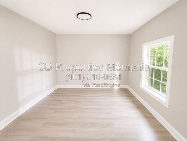 Building Photo - 2028 Amity Ave