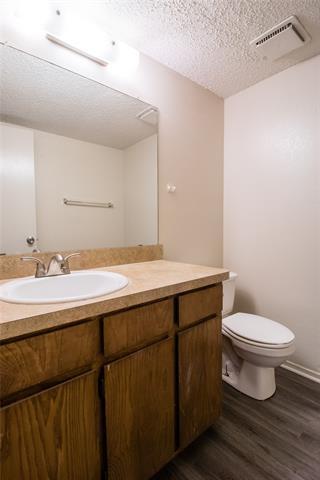 Building Photo - 2019 Paisley Dr