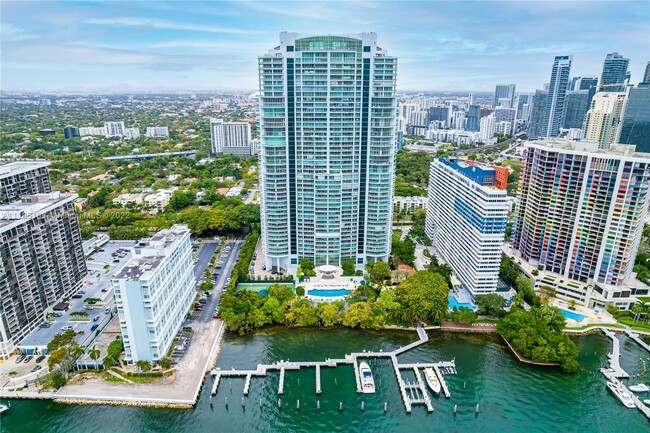 Building Photo - 1643 Brickell Ave