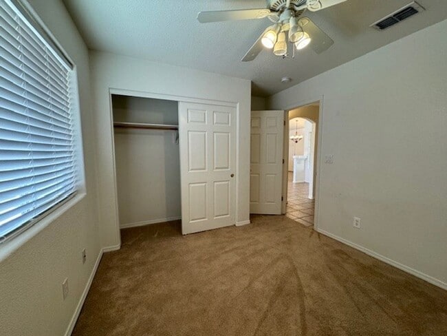 Building Photo - 3 Bedroom 2Ba with Side RV Space & fenced yard