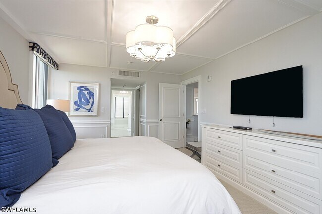 Building Photo - 6849 Grenadier Blvd