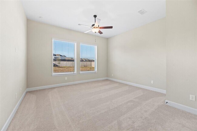 Building Photo - 15207 Spanish Ranchos Wy