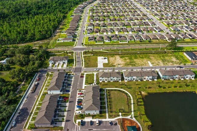 Building Photo - 377 Grand Pne Ln