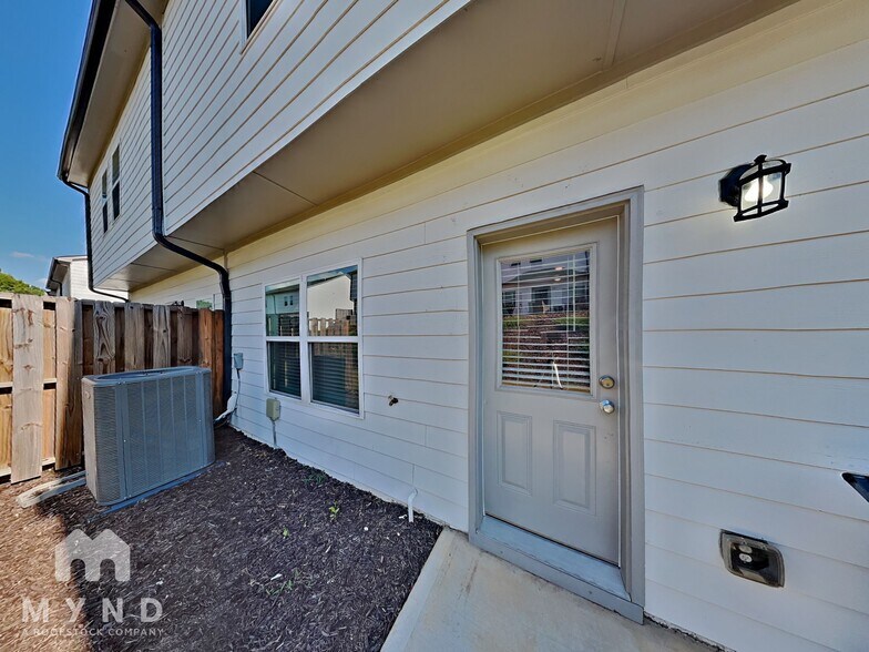 Building Photo - 1392 Ben Park Way