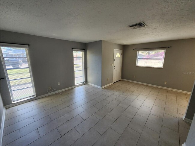 Building Photo - 5219 17th Ave S