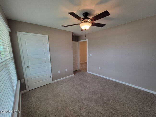 Building Photo - 6585 Slabinski Ln