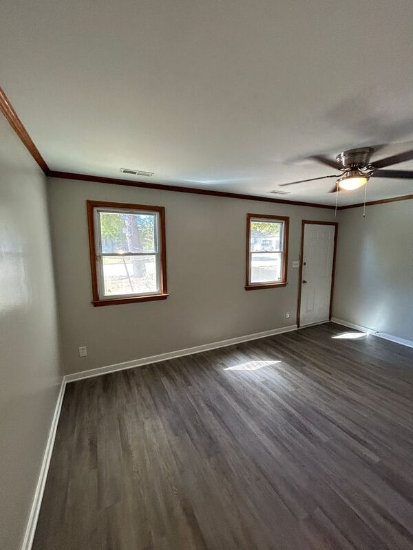 Building Photo - 2001 Old Iron Rd