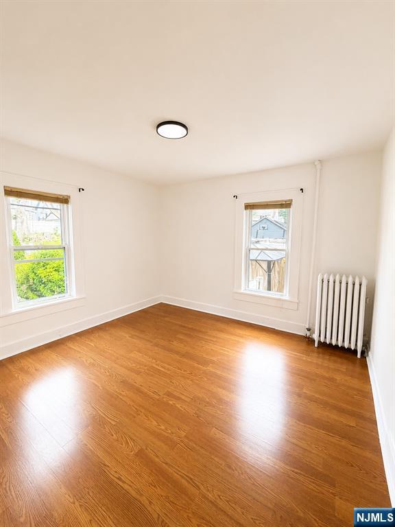 Building Photo - 544 Linden Ave