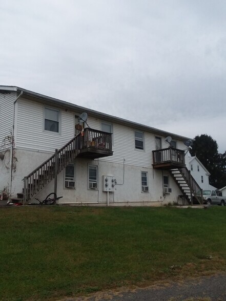 side view - 95 Spruce Run Rd