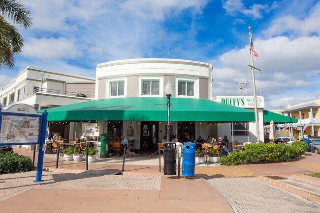 Building Photo - 333 SE Martin Ave