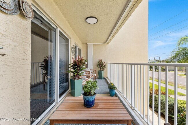 Building Photo - 1493 S Atlantic Ave