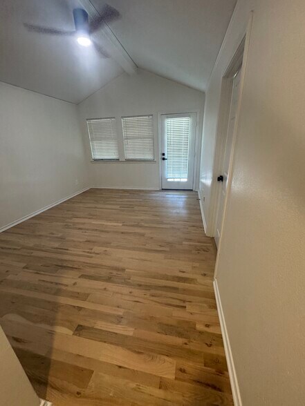 Building Photo - 3123 Bourbon Street Cir