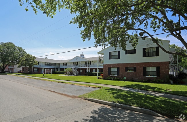 Building Photo - Colony House of Westshore