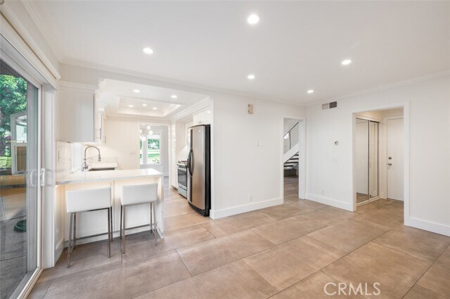 Building Photo - 36 Brookmont