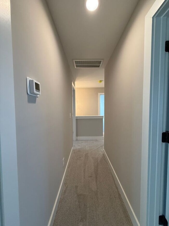 Building Photo - Beautiful New Construction in Booming Old Hickory