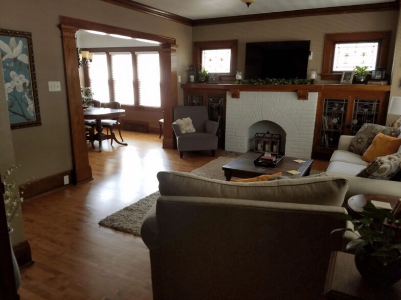 Building Photo - 2352 N 65th St