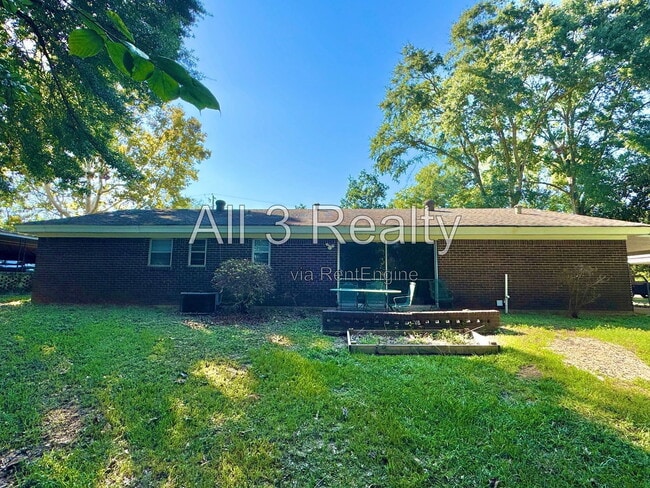 Building Photo - 176 Scenic Dr