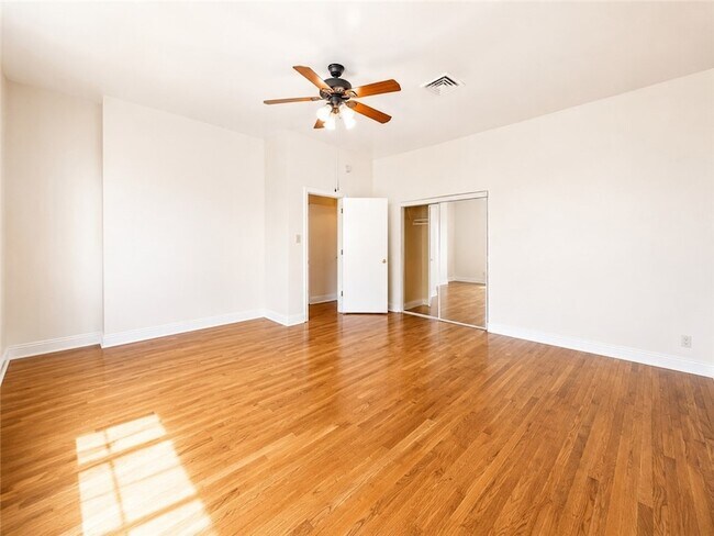Building Photo - 735 N Highland Ave