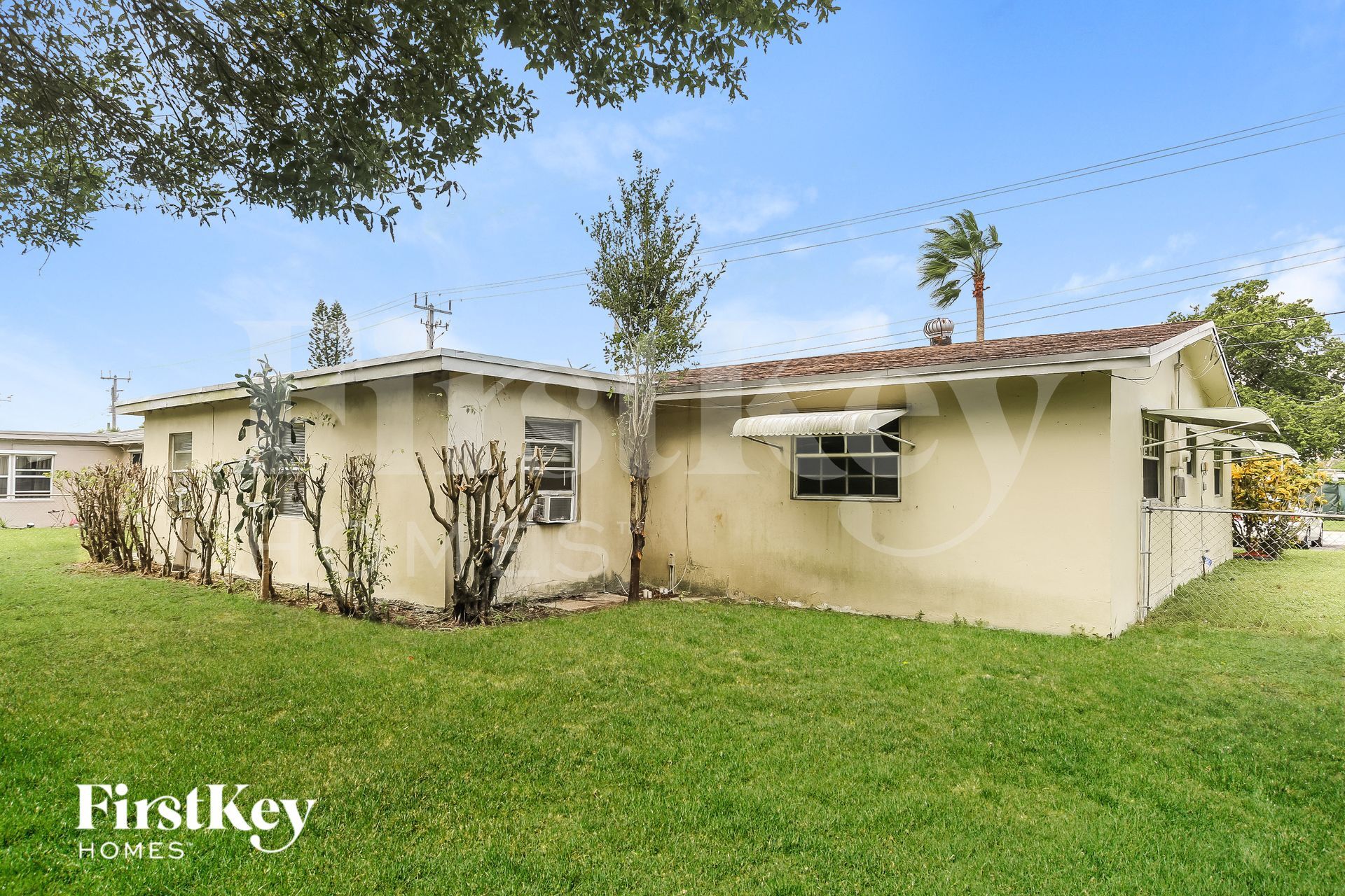 Building Photo - 4460 NW 26th St