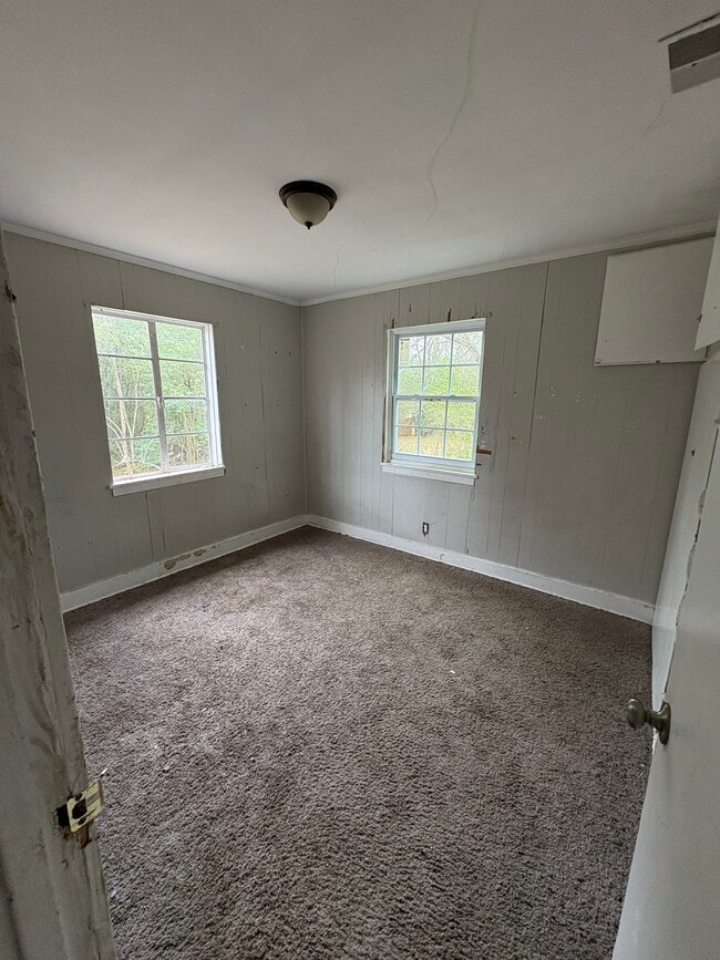 Building Photo - 3963 S Court St