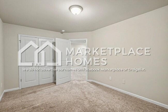Building Photo - 256 W L Miller Dr