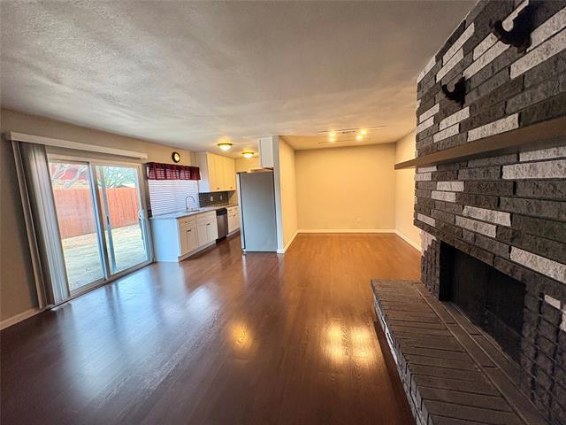 Building Photo - 937 Harvest Glen Dr