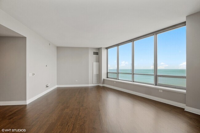 Building Photo - 600 N Lake Shore Dr